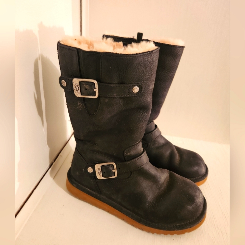 UGG Youth Size 3 Shearling Boots